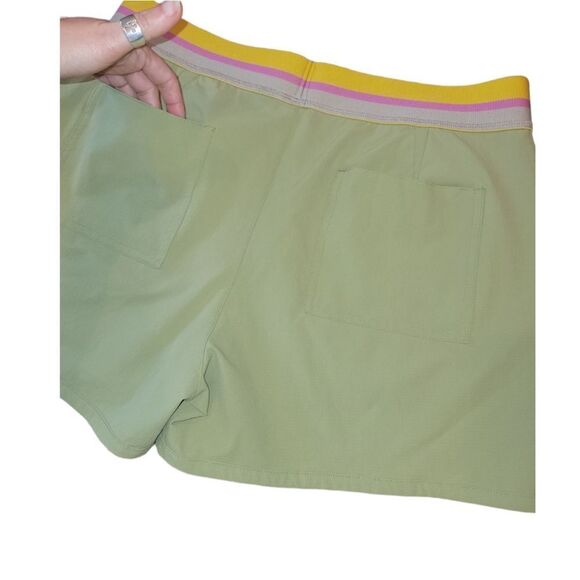 NWOT Orvis Sage Green Athletic Casual Outdoor Shorts Elastic Waist M - Picture 7 of 14